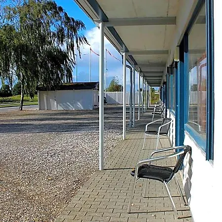 Apart-hotel Medio